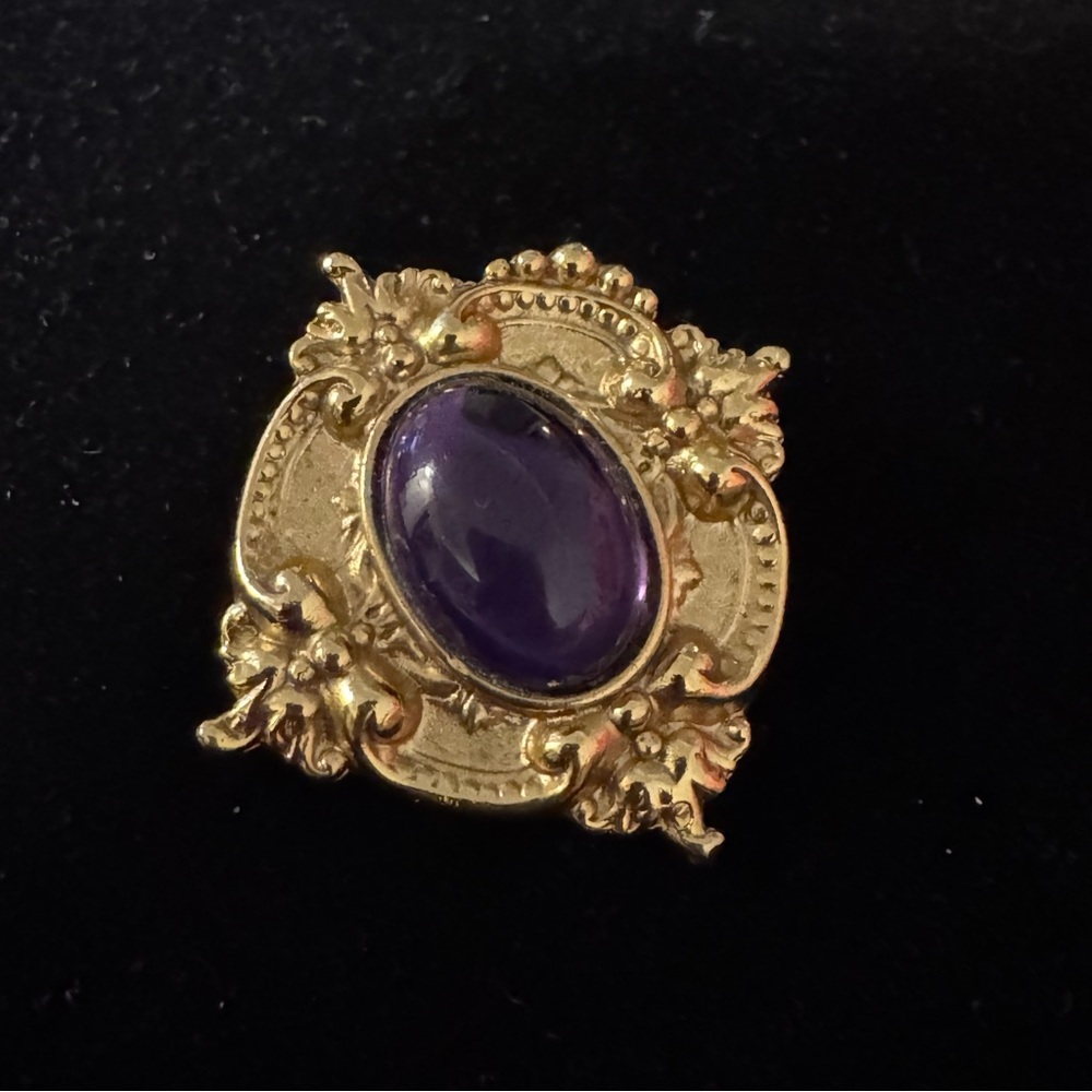 Victorian Renaissance Medieval Style Gothic Gold Purple Cabochon Brooch Regency